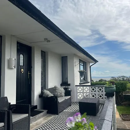 Seaview In Baycliff, Cumbria Feriehus